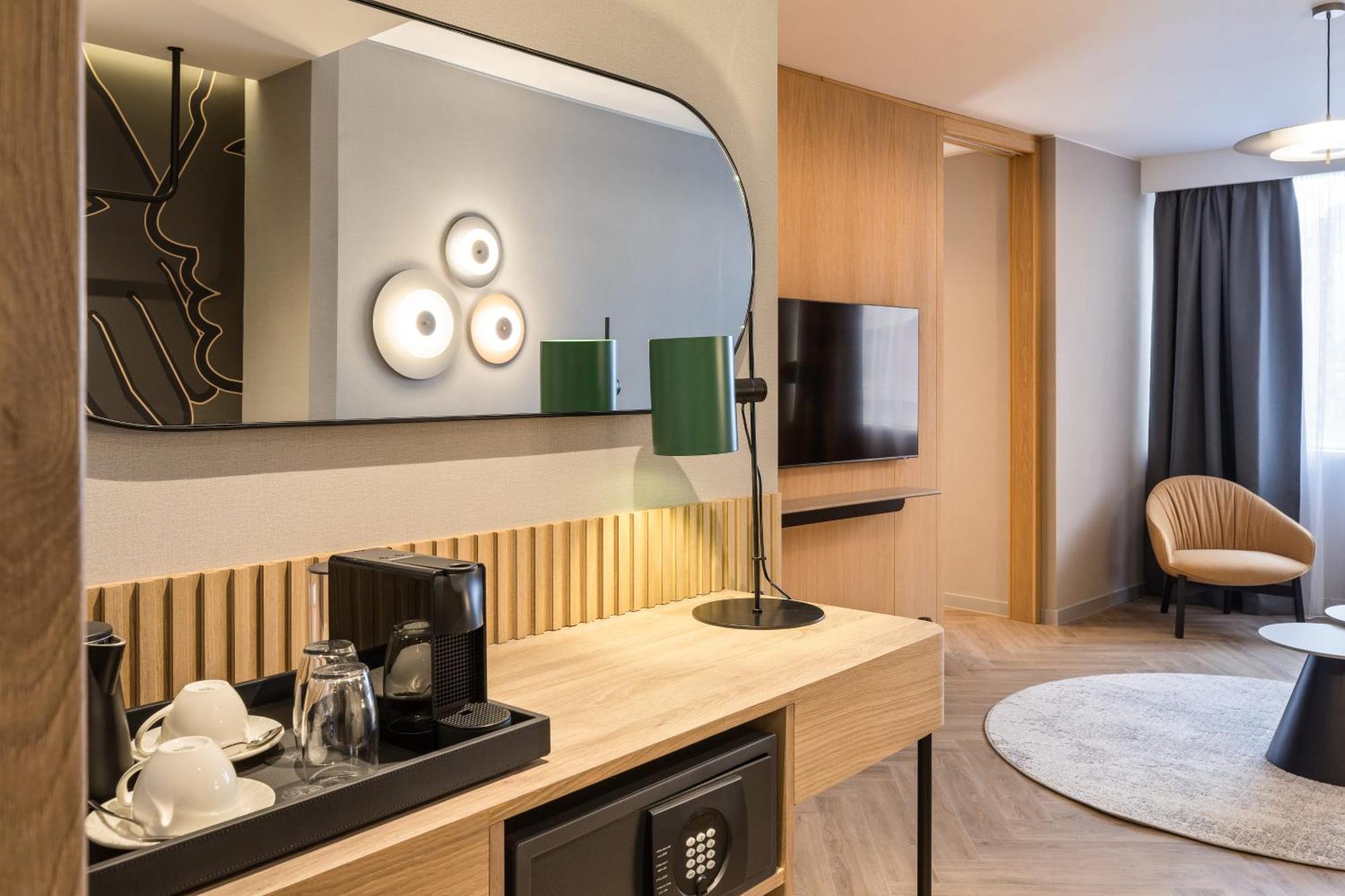 Mercure Sofia City Екстер'єр фото